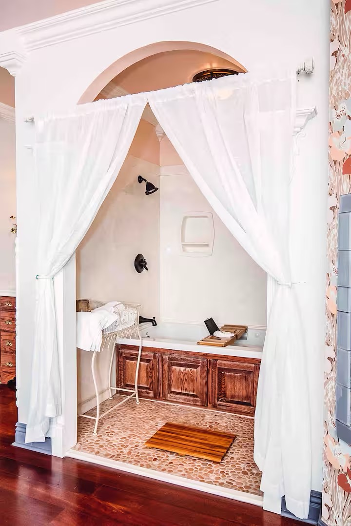 Rose Quartz Suite